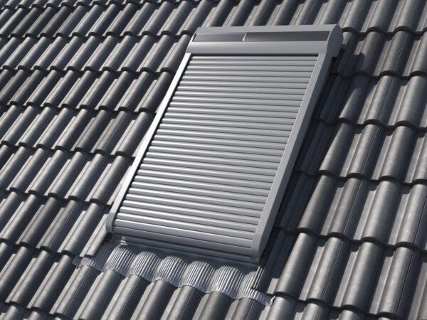 roleta zewnetrzna solarna SSR RoofLITE ekologiczna 78x118 78x140 wewnatrz 4