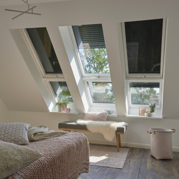 SML_VELUX_Roleta_elektryczna_zewnetrzna_55x78_78x98_78x118_78x140_78x140_oryginalna_budujemy.eu