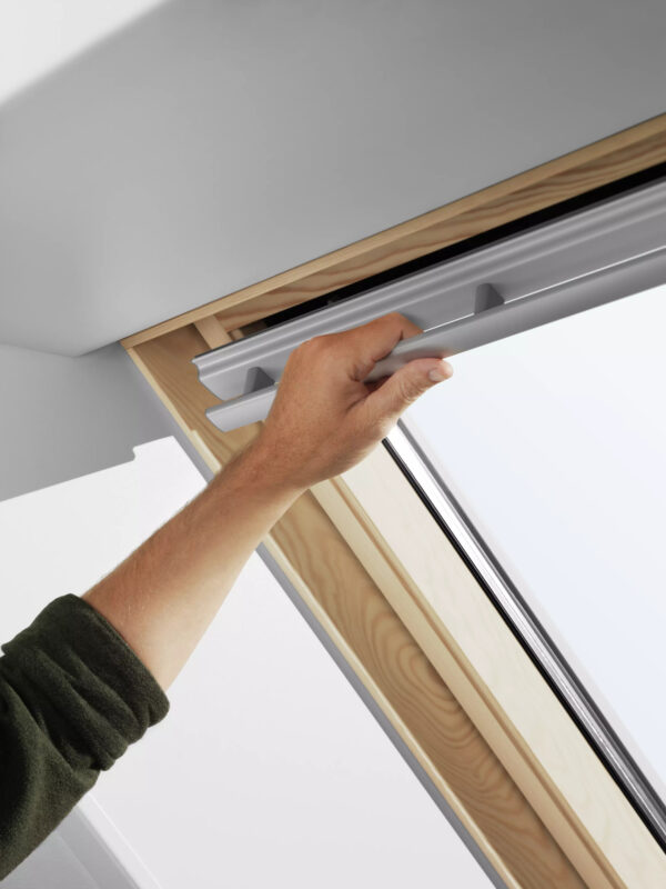 Velux Okno dachowe 3-szyby PREMIUM GLL1061 MK10 78x160+kołnierz EDQ+BDX+BFX - obrazek 4