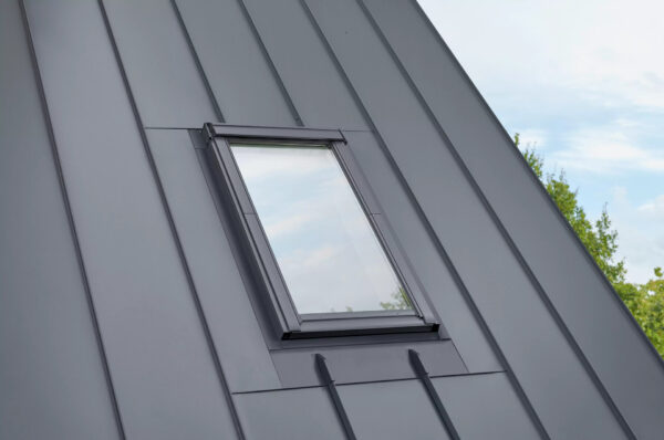 Velux Okno dachowe drewniano-poliuretanowe GLU 0051B PK08 94x140+kołnierz EDQ+BFX - obrazek 8